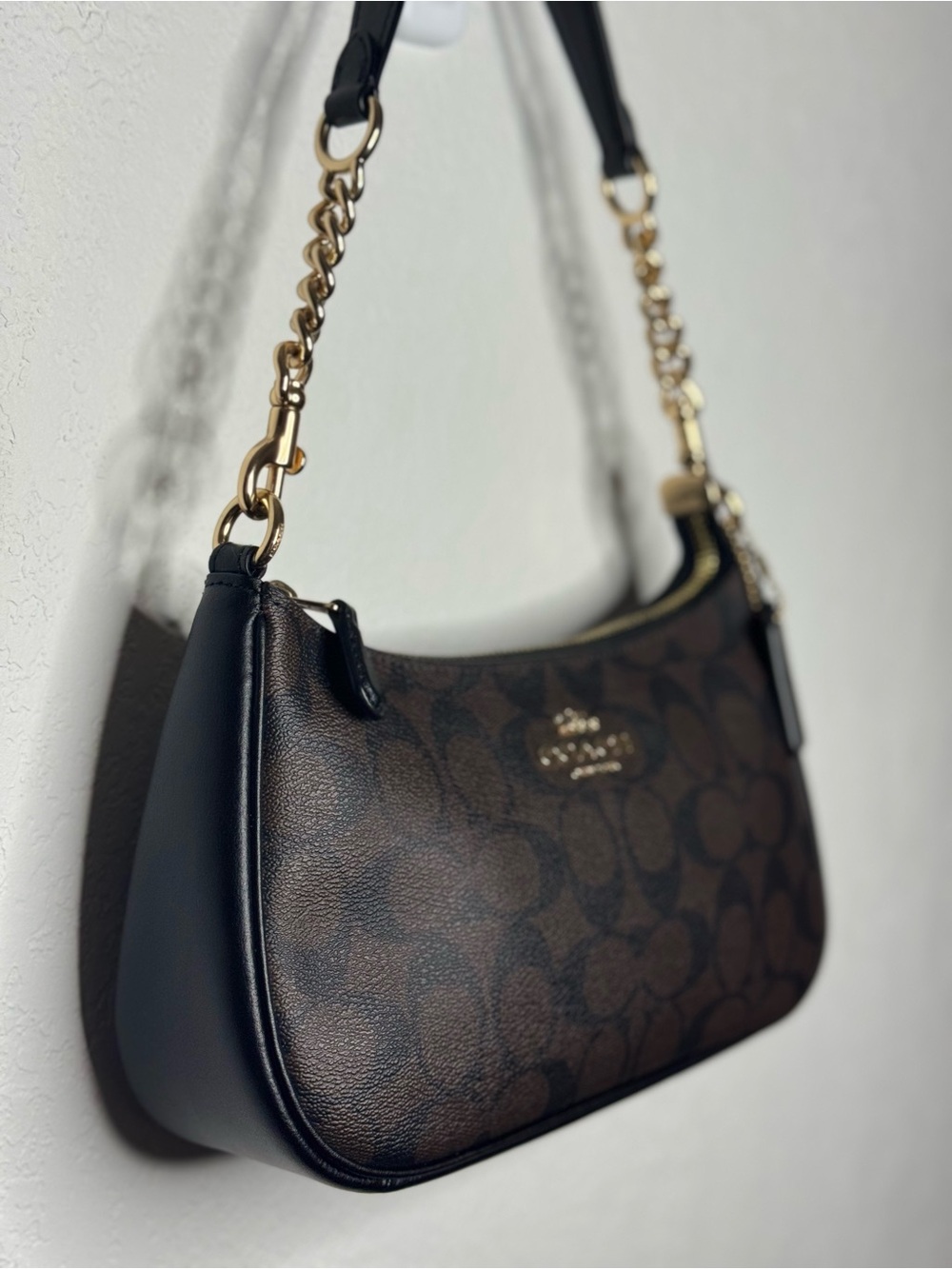 Coach Teri Shoulder Bag - Picture 2 of 4